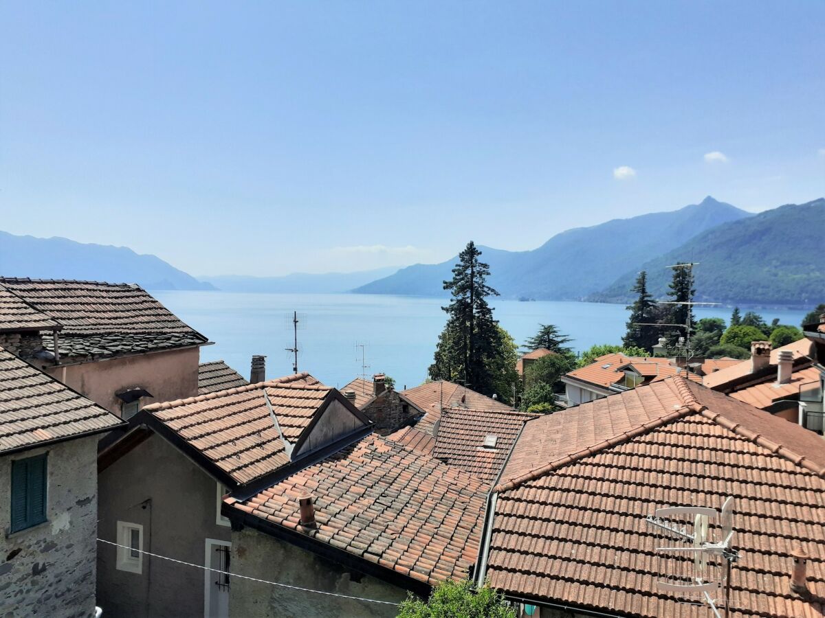 Holiday house Charmantes Haus am See mit Wanderwegen - Outdoor photo 5