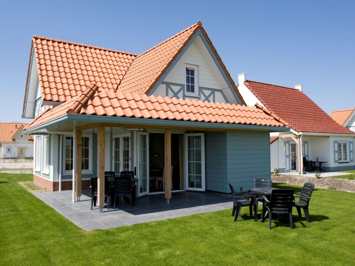 Holiday park Villa in Cadzand-Bad near North Sea Beach