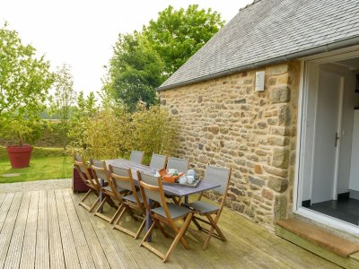 Holiday house Spacious holiday home with heated indoor pool - Outdoor photo 3