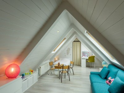 Holiday house Spacious holiday home with heated indoor pool - Features photo 20