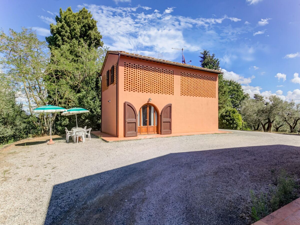 Apartment Apartment with Garden, Pool - Outdoor photo 2
