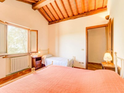 Apartment Apartment with Garden, Pool - Features photo 20