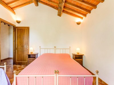 Apartment Apartment with Garden, Pool - Features photo 22