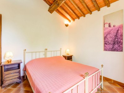 Apartment Apartment with Garden, Pool - Features photo 24