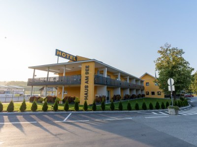 Apartment Appartement mit Seeblick und Terrasse/Balkon - Outdoor photo 4