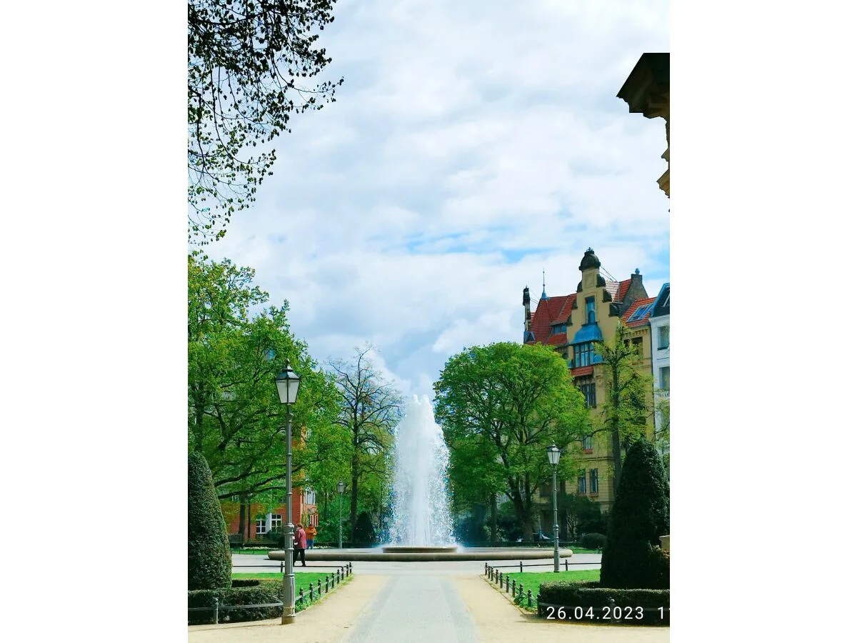 Holiday apartment Apartment Large 3 room apartment 2 separate bedrooms top city location 105 square meters in Berlin - Outdoor photo 4