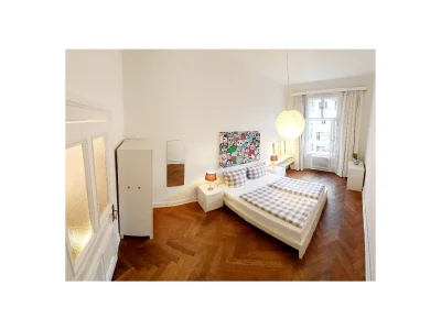 Holiday apartment Apartment Large 3 room apartment 2 separate bedrooms top city location 105 square meters in Berlin - Features photo 8