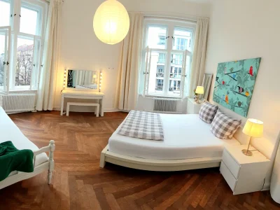 Holiday apartment Apartment Large 3 room apartment 2 separate bedrooms top city location 105 square meters in Berlin - Features photo 15