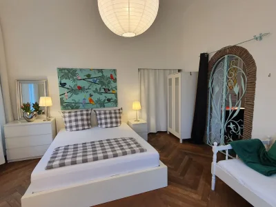 Holiday apartment Apartment Large 3 room apartment 2 separate bedrooms top city location 105 square meters in Berlin - Features photo 18