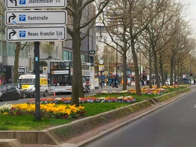 Holiday apartment Apartment Large 3 room apartment 2 separate bedrooms top city location 105 square meters in Berlin - Environment photo 27