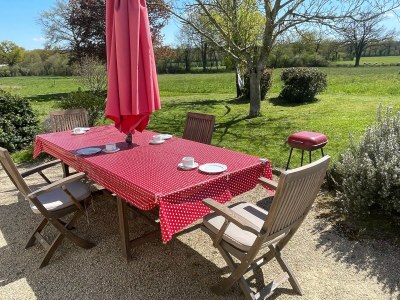 Holiday house Beautiful Holiday Home with Swimming Pool - Outdoor photo 11