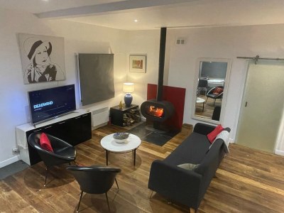 Holiday house Beautiful Holiday Home with Swimming Pool - Features photo 27