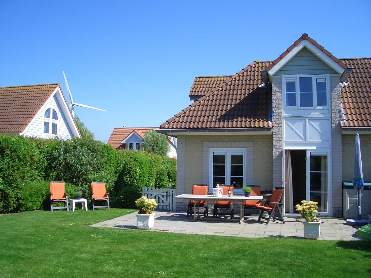 Villa Duinpan 22 by the sea in De Banjaard - Outdoor photo 2