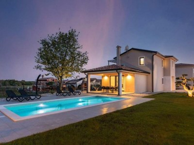 Villa Stefany with pool in Porec - Villa