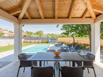 Villa Stefany with pool - Outdoor photo 11