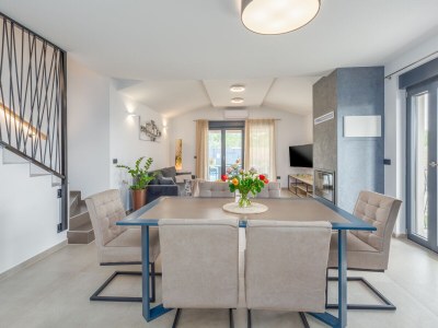 Villa Stefany with pool - Features photo 24