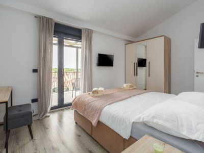 Villa Stefany with pool - Features photo 29