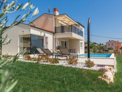 Villa Bella N with pool - Outdoor photo 6