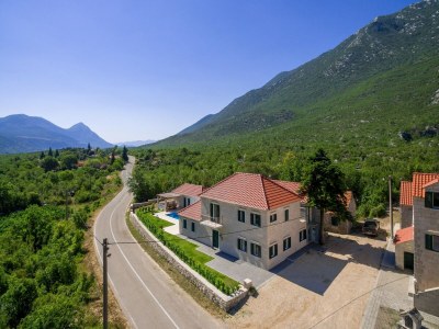 Villa Villa in Kroatien mit Bergblick in Makarska Riviera - Villa