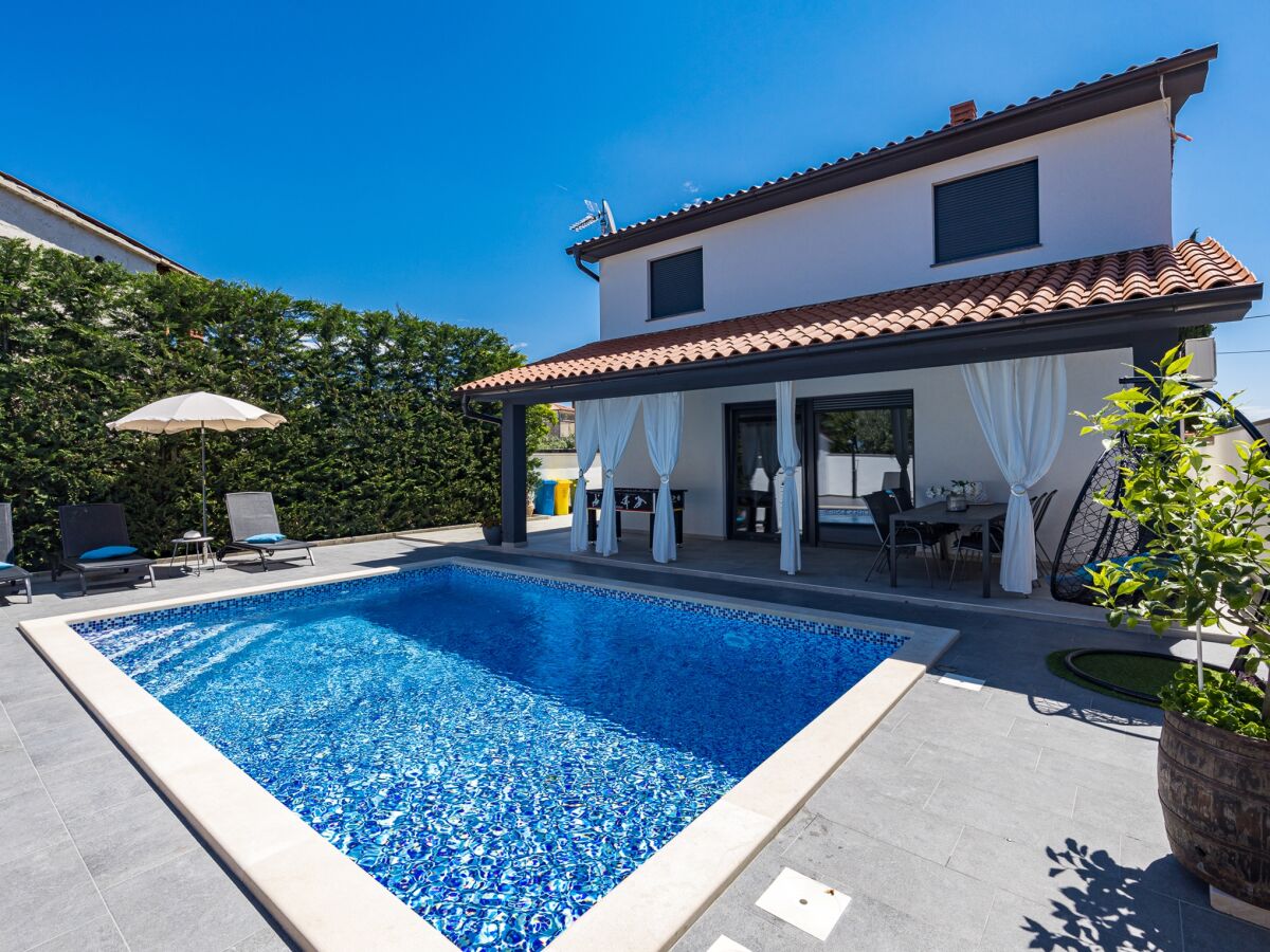 Villa Villa Bavaria with Pool, Jacuzzi, Table Tennis - Outdoor photo 5