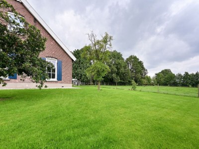 Farmhouse Cozy Countryside Getaway - Outdoor photo 3