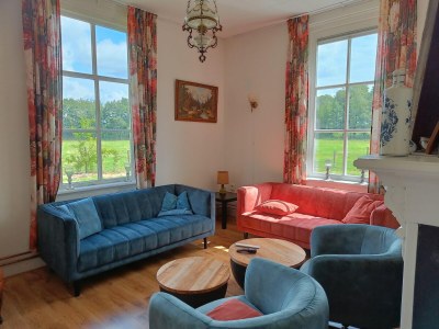 Farmhouse Cozy Countryside Getaway - Features photo 14