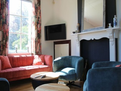 Farmhouse Cozy Countryside Getaway - Features photo 21