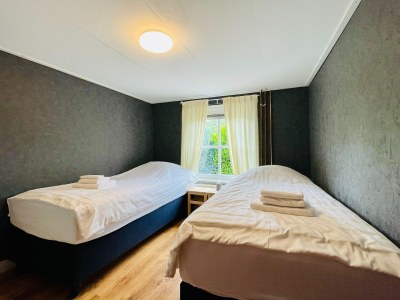 Farmhouse Cozy Countryside Getaway - Features photo 23