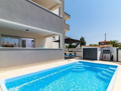 Apartment Pool Apartment Sax with Sea View (Private Pool) in Medulin - Apartment