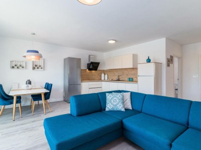 Apartment Pool Apartment Sax with Sea View (Private Pool) - Features photo 22