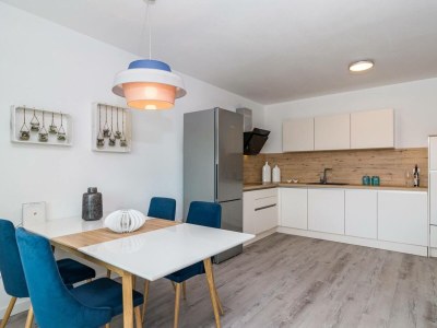 Apartment Pool Apartment Sax with Sea View (Private Pool) - Features photo 24