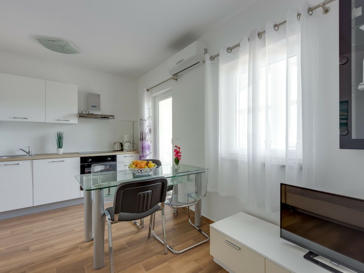 Apartment Apartmani Jelena - Apartman 4 - Features photo 3