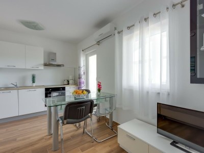 Apartment Apartmani Jelena - Apartman 4 - Features photo 3