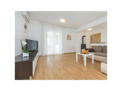 Apartment Basanni - Features photo 13