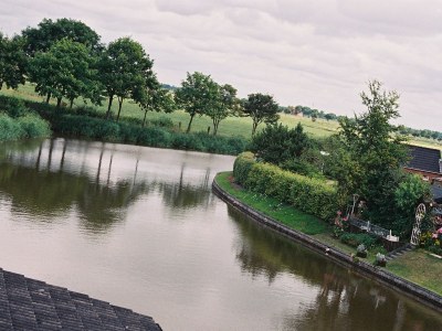 Holiday apartment Right next to the canal - Environment photo 12