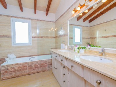 Villa CAN CLARET - Features photo 41