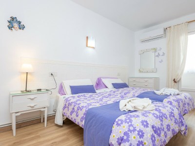 Apartment apartment SOL - Features photo 14