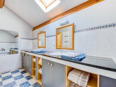 Holiday house Sauveterre Pool Escape - Features photo 15