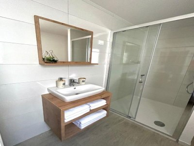 caravan Mobile home in Drage with garden - Features photo 16