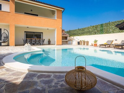 Villa Villa Nur Amela with Pool, Jacuzzi, Darts - Outdoor photo 2