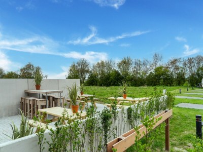 Holiday house Romantisches Studio in Stellendam mit Terrasse - Outdoor photo 2