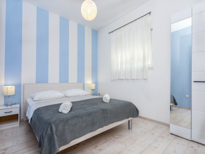 Apartment Apartments Magdales - Two Bedroom Apartment with Balcony A1 - Features photo 14