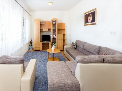 Apartment Magdales - Comfort Three Bedroom Apartment - Features photo 16