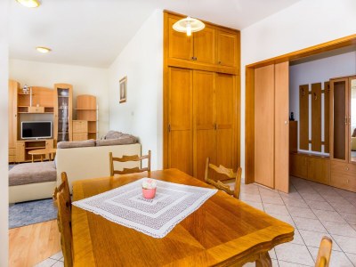 Apartment Magdales - Comfort Three Bedroom Apartment - Features photo 21