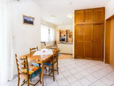 Apartment Magdales - Comfort Three Bedroom Apartment - Features photo 25