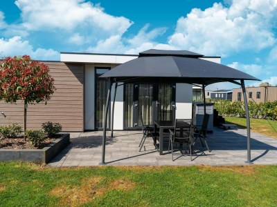 Holiday house Ländliches Haus im Park bei Molenschot - Outdoor photo 6