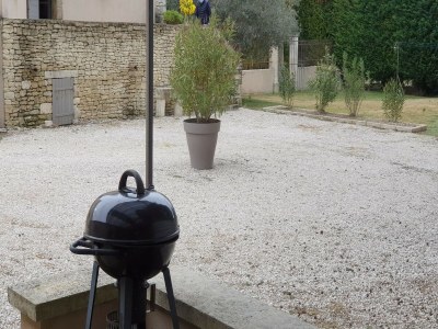 Holiday house Simplistic Holiday Home in Orgon with Swimming Pool - Outdoor photo 21