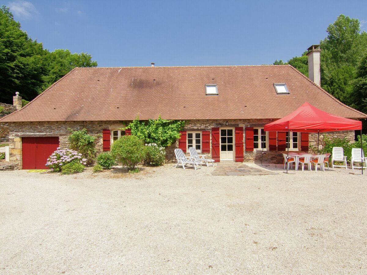 Holiday house Schönes Ferienhaus mit Schwimmbad - Outdoor photo 4