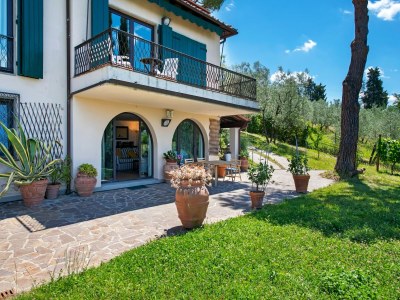 Holiday house Belvilla by OYO La Romola - Outdoor photo 3