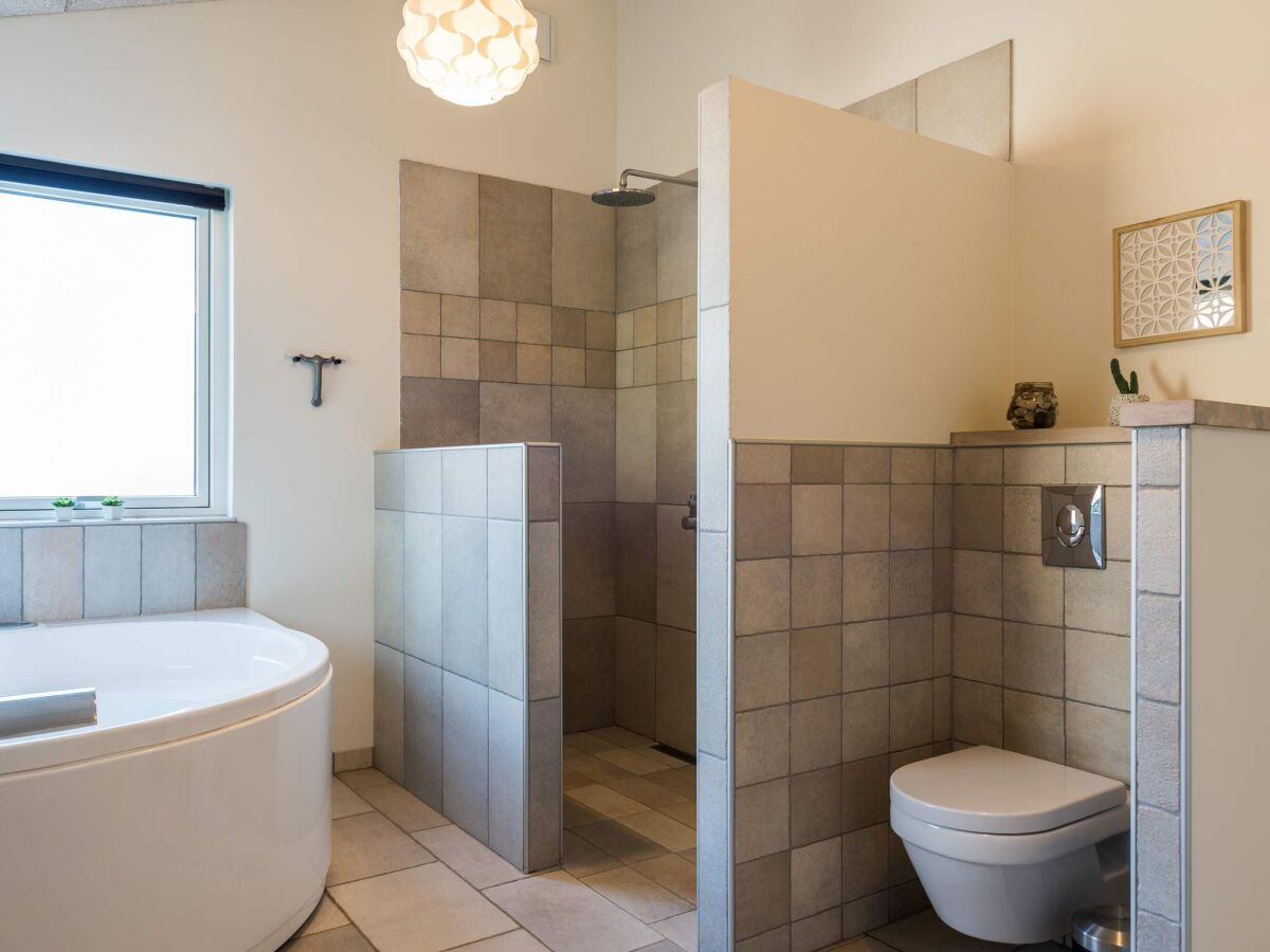 Holiday house Luxurious Retreat in Henne Strand-By Traum - Outdoor photo 5